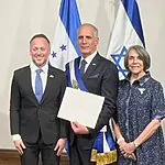 הצעד הראשון של נשיא הונדורס הפלסטיני – והקשר החיובי לישראל