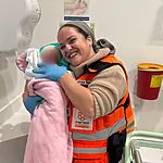 התינוקת נולדה באמבולנס: כך התגלגל האירוע