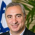 "שירת את ישראל במסירות במשך 35 שנים": איתן נאה הלך לעולמו