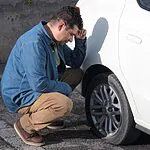רגע לפני החתונה: עמנואל עצר לעזור לנהג תקוע