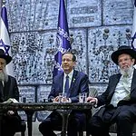 הרבנים הראשיים מוחים: הממשלה לא התייעצה איתנו