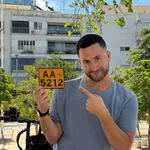 "לא, הוא מת אתמול": גיא הוכמן חשף מה קרה לדורס של אמו