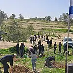 לציון ט"ו בשבט: המשטרה קיימה טקס נטיעות לזכר חללי המחוז הדרומי