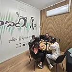 הפודקאסט שמעניק מיומנויות לתלמידים: "זוהי למידה משמעותית"