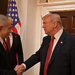 לאחר המילים הקשות של טראמפ: בסביבת הרצוג מגיבים