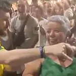 "ניצח את החיים": שורד השבי רוקד ברחובות ברזיל
