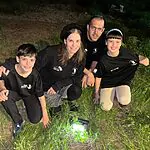 "היינו שומעים את ההפגזות מעזה ואת המטוסים מעלינו": המשפחה שבוחרת להתנדב באמצע הלילה