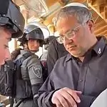 "תעשי לנו טובה תאכלי": השר בן גביר שוחח ארוכות עם הלוחמת