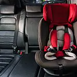 בטיחות לפני הכול: משרד הכלכלה מזהיר משימוש בכיסא תינוק לרכב