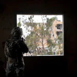ענני עשן ולהבות: צפו בתיעוד המדהים מדרום לבנון