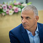 חוזר לפוליטיקה? השר לשעבר משה כחלון מתייחס לשמועות