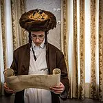 מהבית ובמרחב בטוח: צפו בשידור חי של קריאת המגילה