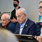 ראש הממשלה על המשטר האיראני: "אנחנו שוברים להם את העצמות"