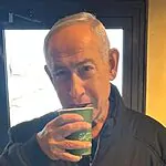 אחרי הביקור של נתניהו: הבעלים של בית הקפה חושף את התגובות הסוערות