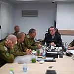 שר הביטחון: "ממשיכים לתקוף באיראן – חיזבאללה עשה טעות קשה"