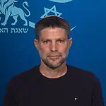מקורבו של סמוטריץ' מסביר: הסיבה שהשר לא לבש חליפה