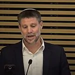 סמוטריץ' חושף: כך יפוצו עסקים ועובדים שנפגעו מהלחימה