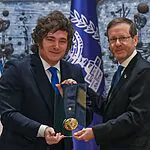 נשיא ארגנטינה חאבייר מיליי קיבל את "עיטור הנשיא" בירושלים