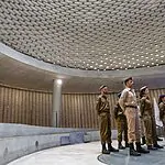 שידור חי: טקס יום הזיכרון הממלכתי לחללי מערכות ישראל בהר הרצל
