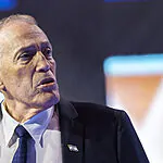 הצעירה שהציל הפכה לרופאה: הסיפור שלא הכרתם על חתן פרס ישראל
