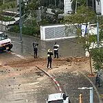 צוותים של פיקוד העורף מסייעים בזירות השונות במרכז הארץ