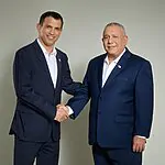 שאול מרידור מצטרף למפלגתו של אייזנקוט