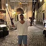 נועם בתן נפצע במהלך חופשה באיטליה: “כן, הצלחתי לנקוע את הרגל בחופשה – אבל לא לדאוג, קיבלתי טיפול והכול בסדר ברוך השם”