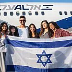 נועם בתן, הנציג הישראלי לאירוויזיון, המריא לתחרות בוינה