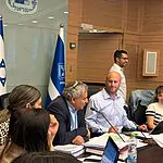 ועדת הפנים אישרה לקריאה שנייה ושלישית את החוק למאבק בשריפות הפסולת