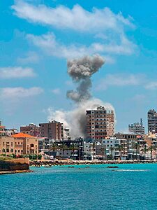 תקיפות צה"ל בצור