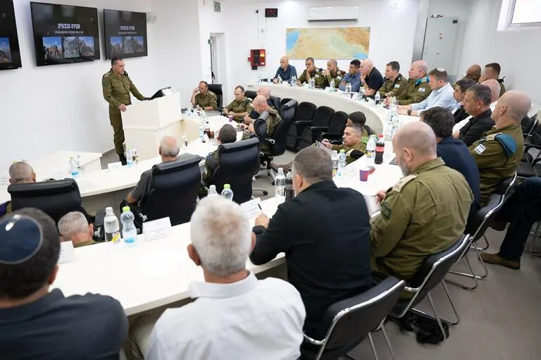 הרמטכ"ל בהערכת מצב בצפון עם ראשי הרשויות: "פועלים יחד, כתף לכתף, להגנה על תושבי הצפון ולהחזרת השקט והביטחון לאורך זמן"