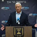 גנץ תומך בהסכם עם לבנון: "הישג משמעותי, המבחן עוד לפנינו באכיפה"