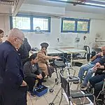 בשורה לבעלי מוגבלויות: ארבע תלמידות מאולפנת אמית "להבה" בקדומים פיתחו מתקן אוניברסלי ייחודי בעולם, המחבר עגלת סופר ישירות לכיסא גלגלים