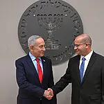 תמונה ראשונה: רומן גופמן נכנס היום לתפקיד ראש המוסד