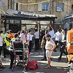 מספר בני אדם נפצעו לאחר שמרפסת קרסה בירושלים, אחד מהם נפגע באורח אנוש