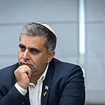 השר אופיר סופר החליט שלא להתמודד לכנסת בבחירות הקרובות, כך פרסם העיתונאי עמית סגל