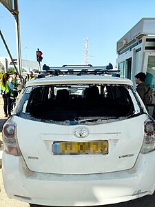 הרכב של האם ובנה לאחר נסיון הלינץ'