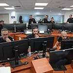 משטרת ישראל הודיעה על סיומו בהצלחה של תרגיל מוכנות ארצית רחב היקף שהתקיים היום במחוזות דרום, ירושלים ויהודה ושומרון, במסגרתו תורגלו תרחישי חירום מורכבים ואירועי פח"ע בשיתוף כלל גופי הביטחון