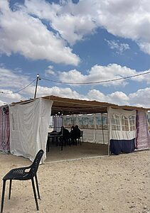 החיילים הפרוסים ברצועת עזה חוגגים את סוכות