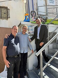 נשיא ההסתדרות הציונית העולמית הרב דורון פרץ בביקור בחברון: ״כאן לא רק לומדים את ההיסטוריה היהודית, ממשיכים לכתוב אותה״