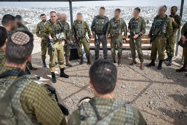 הרמטכ"ל בפיקוד המרכז: רב-אלוף אייל זמיר הודיע על תגבור כוחות והפעלת אוגדה 98 ביהודה ושומרון לאור ריבוי ההתרעות והחשש מהסלמה