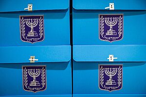 נתוני הלמ"ס לקראת הבחירות לכנסת: כ-6.5 מליון בעלי זכות בחירה מתגוררים בישראל