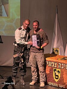 בטקס מצטייני מח״ט צפונית, נבחר רבש״ץ בארי, סגן-אלוף (מיל׳) ארבל בכר, למצטיין מפקד החטיבה.